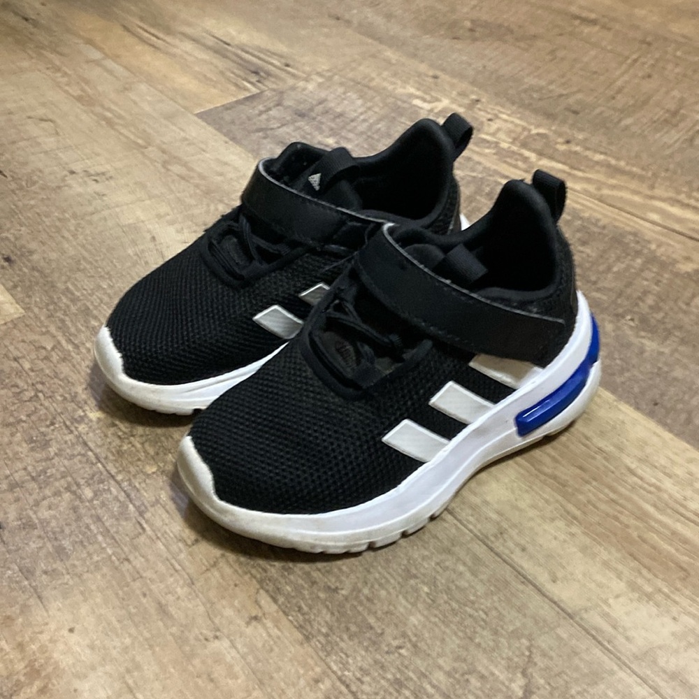 Toddler Adidas tennis shoes